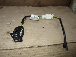разъем AUX / USB Volkswagen Passat B6 2008, 2.0 л., TDi, BMP, дизель, МКПП, серебро, универсал, передний привод, 5M0035724