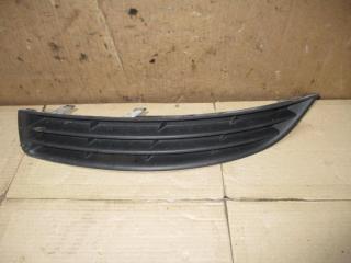 Заглушка (решетка) в бампер передний Volkswagen Passat B6 2008, 2.0 л., TDi, BMP, дизель, МКПП, черный, универсал, полный привод, 3C0853665