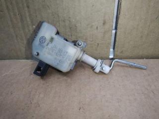 активатор замка крышки топливного бака Volkswagen Touran 2 2011, 2.0 л., TDi, CFJ, дизель, АКПП, черный, минивэн, передний привод, 1T0810773A