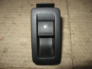 кнопка открытия лючка топливного бака Volkswagen Touran 2 2011, 2.0 л., TDi, CFJ, дизель, АКПП, черный, минивэн, передний привод, 1T0959833A