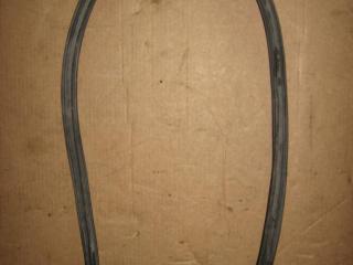 уплотнитель Volkswagen Caravelle 5 2006, 2.5 л., TDi, AXD, дизель, МКПП, красный, минивэн, передний привод, 7H0823737B