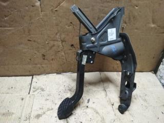 педаль тормоза Volkswagen Caravelle 5 2006, 2.5 л., TDi, AXD, дизель, МКПП, красный, минивэн, передний привод, 7H1721057