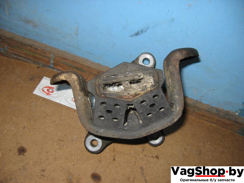 кронштейн КПП Volkswagen Transporter T5 2007, 2.5 л., TDi, BNZ, дизель, АКПП, красный, передний привод, 7H0399151K - фото №1