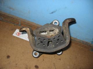 кронштейн КПП Volkswagen Transporter T5 2007, 2.5 л., TDi, BNZ, дизель, АКПП, красный, передний привод, 7H0399151K
