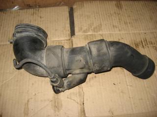 воздуховод Volkswagen Caravelle 5 2006, 2.5 л., TDi, AXD, дизель, МКПП, красный, минивэн, передний привод, 7H0129615L