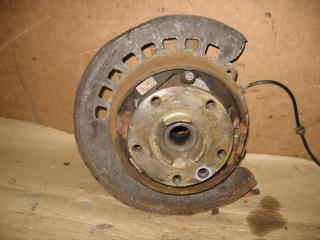 кулак задний правый Volkswagen Touareg 1 поколение [рестайлинг] 2008, 3.0 л., TDi, CAS, дизель, АКПП, черный, внедорожник 5 дв., полный привод