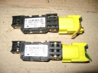 датчик удара Volkswagen Touareg 1 поколение [рестайлинг] 2008, 3.0 л., TDi, CAS, дизель, АКПП, черный, внедорожник 5 дв., полный привод, 7L0909606B