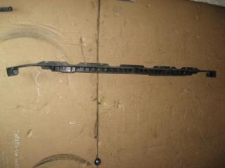 Крепление бампера заднего Volkswagen Touareg 1 поколение 2004, 4.2 л., i, AXQ, бензин, АКПП, белый, внедорожник 5 дв., полный привод, 7L6807863B