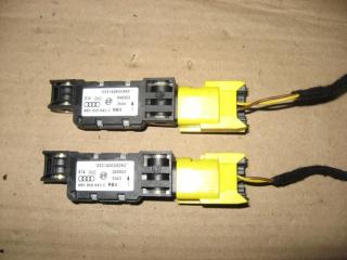 датчик удара Volkswagen Touareg 1 поколение 2004, 4.2 л., i, AXQ, бензин, АКПП, белый, внедорожник 5 дв., полный привод, 4B0959643C