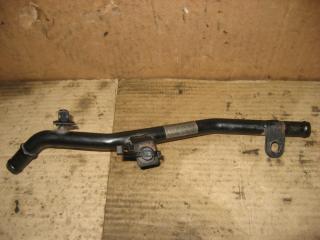 трубка охлаждающей жидкости Volkswagen Touareg 1 поколение 2004, 4.2 л., i, AXQ, бензин, АКПП, белый, внедорожник 5 дв., полный привод, 7L6121071B