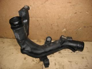 патрубок интеркулера Volkswagen Passat B6 2010, 2.0 л., TDi, CBB, дизель, АКПП, серый, универсал, полный привод, 5N0145770A