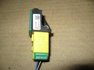 датчик удара Volkswagen Passat B6 2010, 2.0 л., TDi, CBB, дизель, АКПП, серый, универсал, полный привод, 5N0959351B