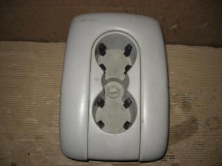 подлокотник Audi Q7 4L 2007, 3.0 л., TDi, BUG, дизель, АКПП, серый, внедорожник 5 дв., полный привод