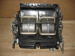 корпус отопителя (печки) Audi Q7 4L 2007, 3.0 л., TDi, BUG, дизель, АКПП, серый, внедорожник 5 дв., полный привод, 7L0819355F, 7L0819357