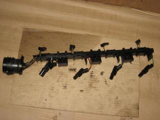 проводка Volkswagen Touran 1 поколение [рестайлинг] 2009, 2.0 л., TDi, BMN, дизель, МКПП, черный, минивэн, передний привод, 03G971033