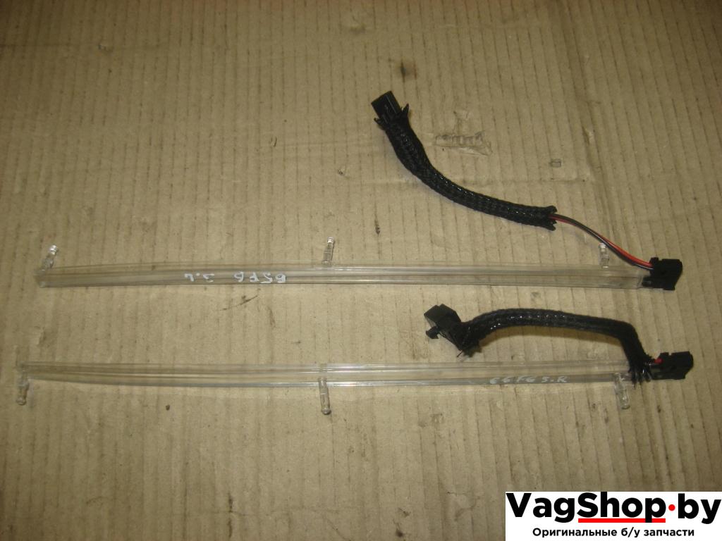 фонарь салона (плафон) Audi A6 4F/C6 2007, 4.2 л., FSI, BVJ, бензин, АКПП, синий темный, седан, полный привод, 4F0919177B, 4F0919178B - фото №1