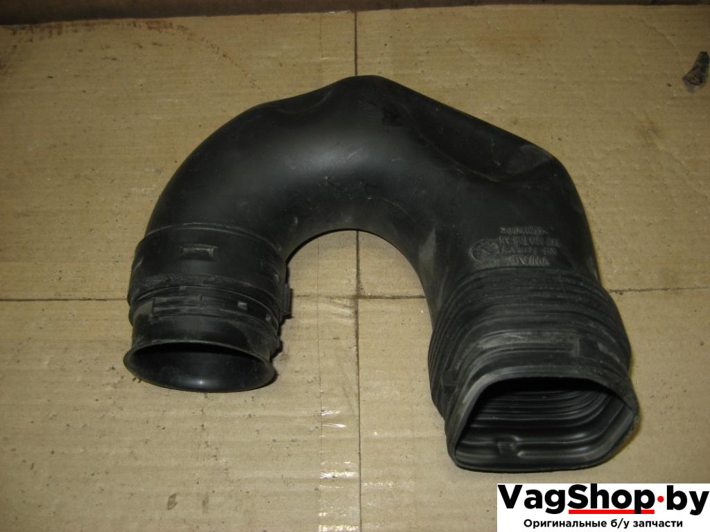 воздуховод Volkswagen Passat B6 2008, 1.8 л., TSI, BZB, бензин, МКПП, серый, универсал, передний привод, 1K0129618AN - фото №1