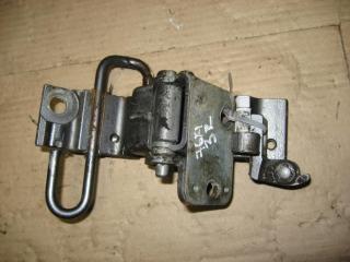 петля двери Volkswagen Touareg 1 поколение 2005, 2.5 л., TDi, BAC, дизель, АКПП, серый, внедорожник 5 дв., полный привод