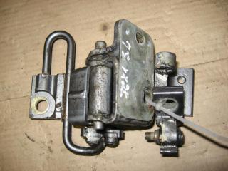 петля двери Volkswagen Touareg 1 поколение 2005, 2.5 л., TDi, BAC, дизель, АКПП, серый, внедорожник 5 дв., полный привод