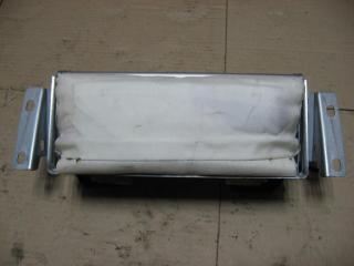 подушка безопасности пассажира Volkswagen Touareg 1 поколение 2005, 2.5 л., TDi, BAC, дизель, АКПП, серый, внедорожник 5 дв., полный привод, 7L0880202