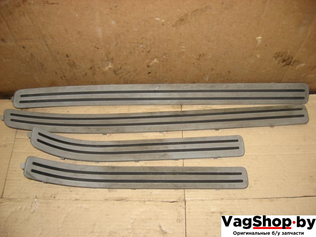 накладка на порог Volkswagen Touareg 1 поколение 2005, 2.5 л., TDi, BAC, дизель, АКПП, серый, внедорожник 5 дв., полный привод - фото №1