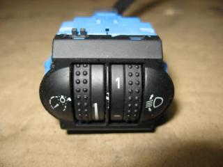 кнопка корректора фар Volkswagen Touareg 1 поколение 2005, 2.5 л., TDi, BAC, дизель, АКПП, серый, внедорожник 5 дв., полный привод, 7L6941333D