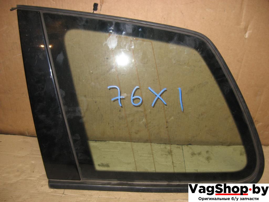 стекло кузовное боковое левое Volkswagen Touareg 1 поколение 2005, 2.5 л., TDi, BAC, дизель, АКПП, серый, внедорожник 5 дв., полный привод - фото №1