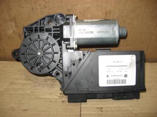 моторчик стеклоподъемника задний правый Volkswagen Touareg 1 поколение 2005, 2.5 л., TDi, BAC, дизель, АКПП, серый, внедорожник 5 дв., полный привод, 7L0959704, 7L0959794