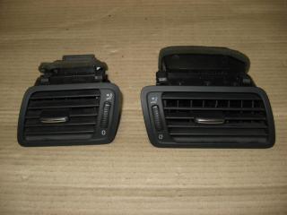 дефлектор обдува салона Volkswagen Passat B6 2010, 1.4 л., TSI, бензин, газ, МКПП, черный, универсал, передний привод, 3C1819701E, 3C1819702F