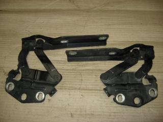 петля капота Volkswagen Passat B6 2010, 1.4 л., TSI, бензин, газ, МКПП, черный, универсал, передний привод, 3C0823301E