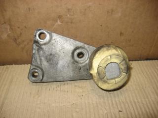 кронштейн двигателя Audi A6 4F/C6 2005, 4.2 л., i, BAT, бензин, АКПП, темно-синий, седан, полный привод, 4F0199343B