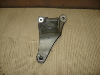 кронштейн двигателя Audi A6 4F/C6 2005, 4.2 л., i, BAT, бензин, АКПП, темно-синий, седан, полный привод, 4F0199307D