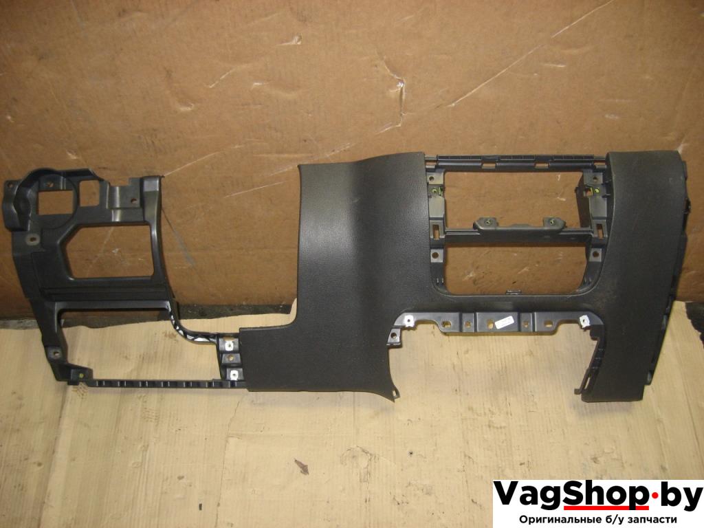 панель передняя салона (торпедо) Volkswagen Golf Plus 1 поколение 2008, 1.9 л., TDi, BLS, дизель, МКПП, серый, хетчбэк 5 дв., передний привод, 5M1857051 - фото №1