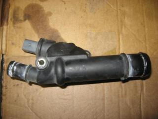 фланец (тройник) системы охлаждения Volkswagen Golf Plus 1 поколение 2008, 1.9 л., TDi, BLS, дизель, МКПП, серый, хетчбэк 5 дв., передний привод, 03G121132E