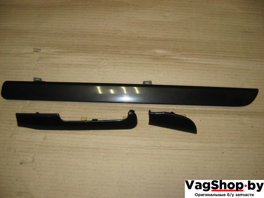 накладка декоративная Volkswagen Golf 6 поколение 2010, 1.4 л., TSI, CAX, бензин, МКПП, серебро, универсал, передний привод - фото №1