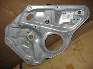 стеклоподъемник электрический задний правый Volkswagen Golf 6 поколение 2010, 1.4 л., TSI, CAX, бензин, МКПП, серебро, универсал, передний привод