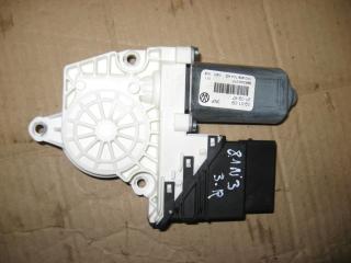 моторчик стеклоподъемника задний правый Volkswagen Golf 6 поколение 2010, 1.4 л., TSI, CAX, бензин, МКПП, серебро, универсал, передний привод, 1K0959704AG