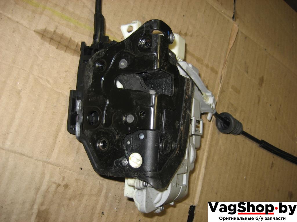 замок двери задней правой Volkswagen Passat B7 2011, 2.0 л., TDi, CFG, дизель, АКПП, серебро, универсал, полный привод, 3C4839016A - фото №1