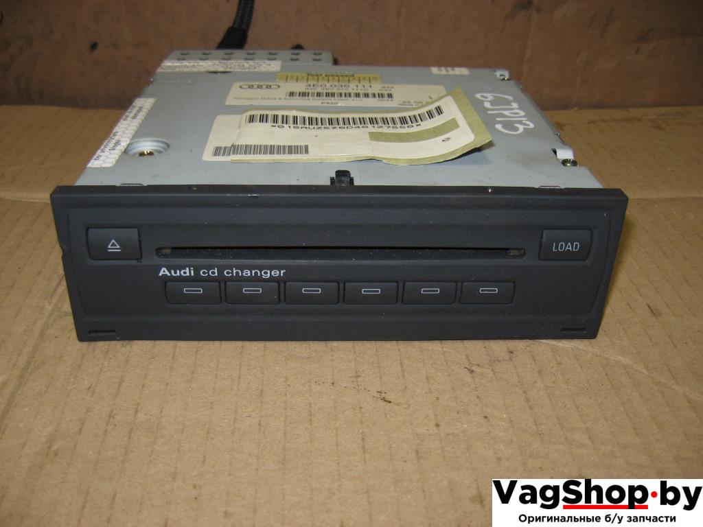 CD-чейнджер Audi A6 4F/C6 2005, 4.2 л., i, BAT, бензин, АКПП, темно-синий, седан, полный привод, 4E0035111, 4E0910111C - фото №1