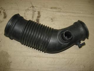 патрубок воздушного фильтра Audi A6 4F/C6 2006, 3.2 л., FSI, AUK, бензин, АКПП, черный, универсал, полный привод, 06E129629E