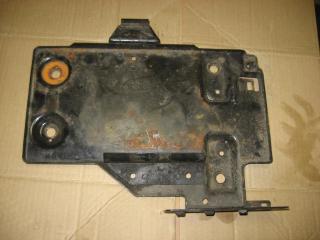 полка аккумулятора Volkswagen Sharan 1 поколение [2-й рестайлинг] 2008, 2.0 л., TDi, дизель, МКПП, черный, минивэн, передний привод, 7M3804841B