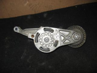 натяжитель Volkswagen Touran 1 поколение [рестайлинг] 2008, 2.0 л., TDi, BMM, дизель, АКПП, серый, минивэн, передний привод, 03G903315D