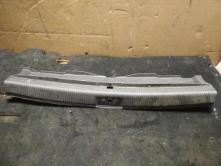 накладка внутренняя на заднюю панель кузова Volkswagen Golf Plus 1 поколение 2007, 1.9 л., TDi, BLS, дизель, МКПП, серебро, хетчбэк 5 дв., передний привод, 5M0863459C