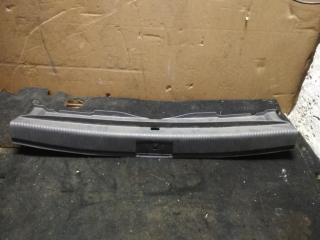 накладка внутренняя на заднюю панель кузова Volkswagen Golf Plus 1 поколение 2006, 1.6 л., FSI, BLF, бензин, МКПП, черный, хетчбэк 5 дв., передний привод, 5M0863459C