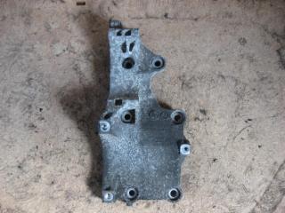 кронштейн двигателя Volkswagen Touran 1 поколение [рестайлинг] 2006, 1.9 л., TDi, BLS, дизель, МКПП, синий, минивэн, передний привод, 038903143AF