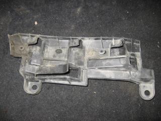 Крепление бампера заднего Volkswagen Caddy 3 поколение [рестайлинг] 2011, 1.6 л., TDi, CAY, дизель, МКПП, белый, фургон, передний привод, 2K0807393, 2K0807394