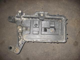 полка аккумулятора Volkswagen Touran 1 поколение 2004, 2.0 л., TDi, BKD, дизель, АКПП, серебро, минивэн, передний привод, 1K0915333B