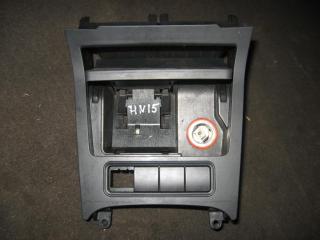 пепельница Volkswagen Golf 5 поколение 2005, 2.0 л., TDi, BMM, дизель, АКПП, черный, хетчбэк 5 дв., передний привод, 1K0857961