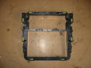 рамка под магнитолу Volkswagen Touran 1 поколение [рестайлинг] 2006, 1.9 л., TDi, BLS, дизель, МКПП, синий, минивэн, передний привод, 1T0858005A