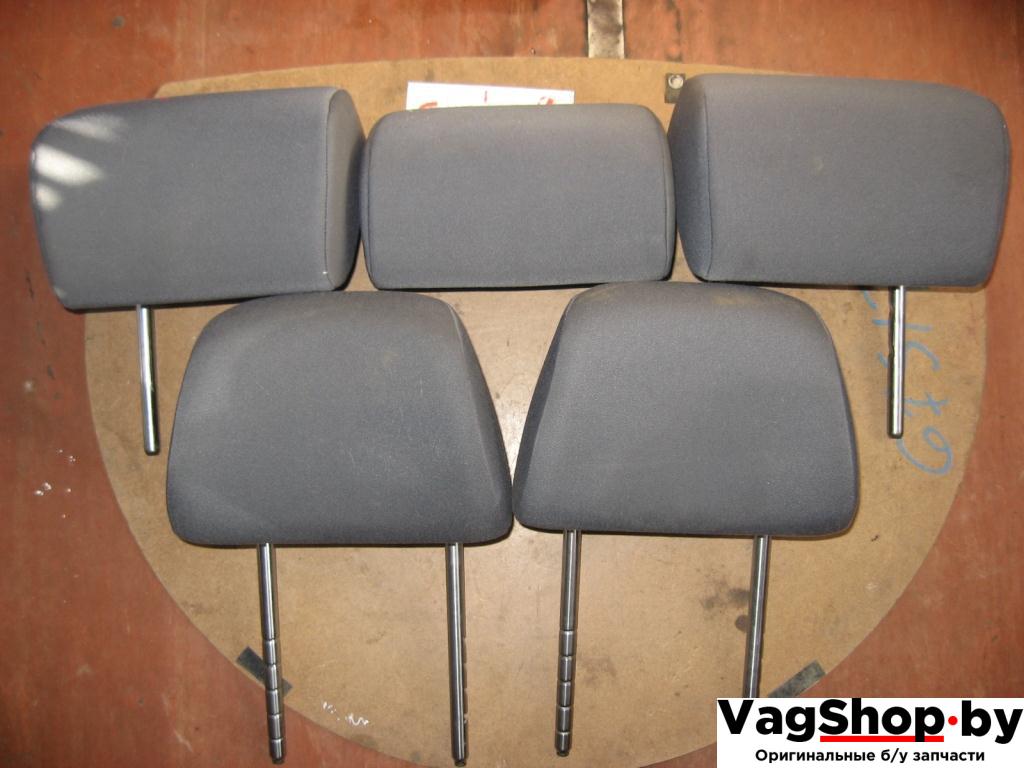 подголовник Volkswagen Golf 5 поколение 2007, 1.9 л., TDi, BLS, дизель, МКПП, черный, универсал, передний привод - фото №1